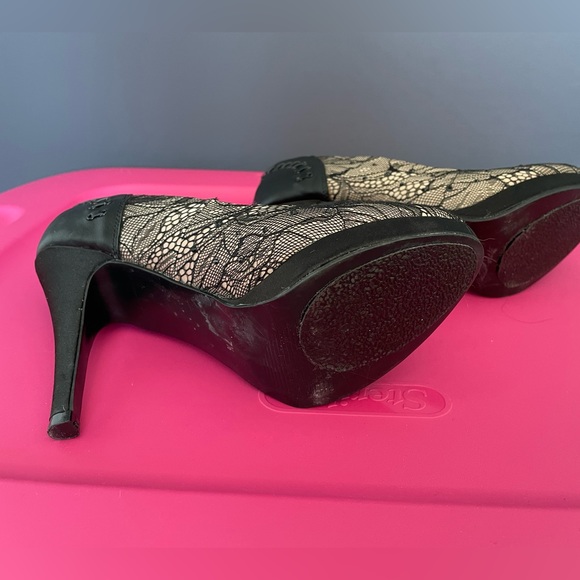 Lace and leatherette heels - Picture 5 of 5